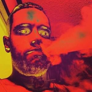 Meet your Posher, Larry